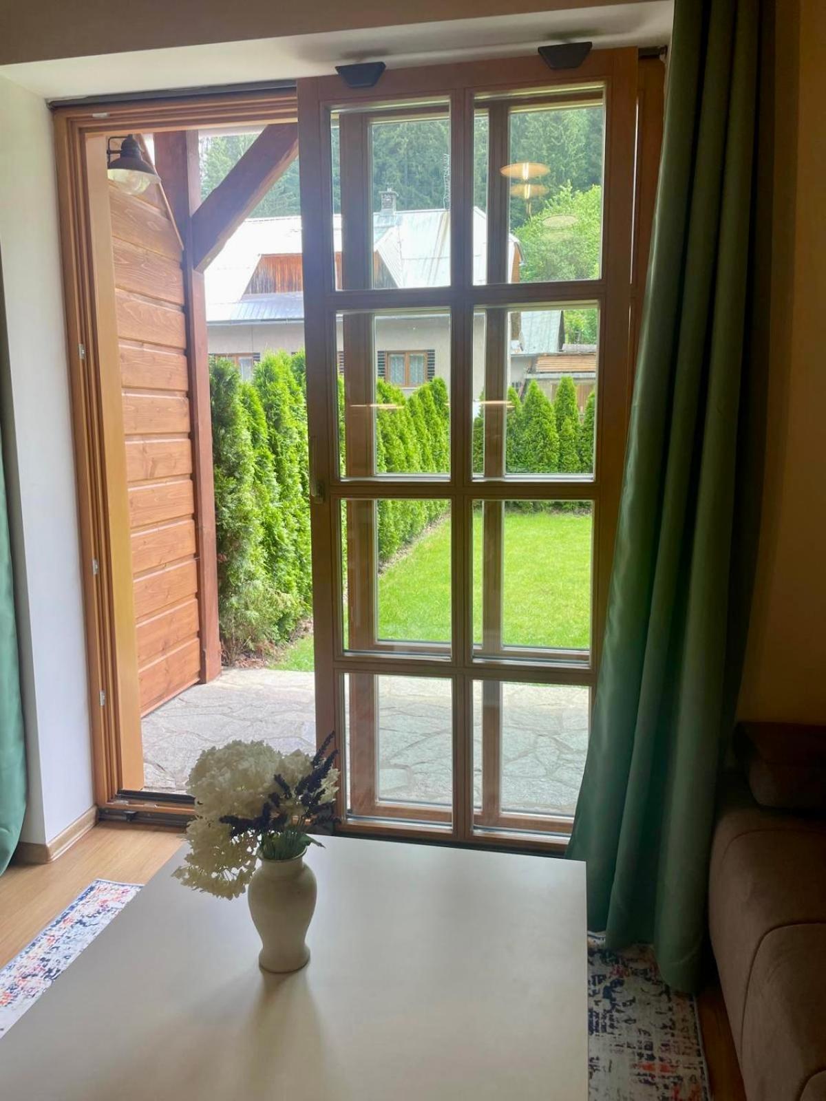 Apartman 8, Jezerne Velke Karlovice Ngoại thất bức ảnh